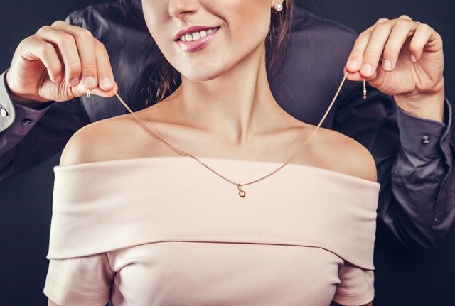 kalung berlian cantik